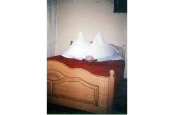 Rumunia Privát Pojorâta, Zewnątrz